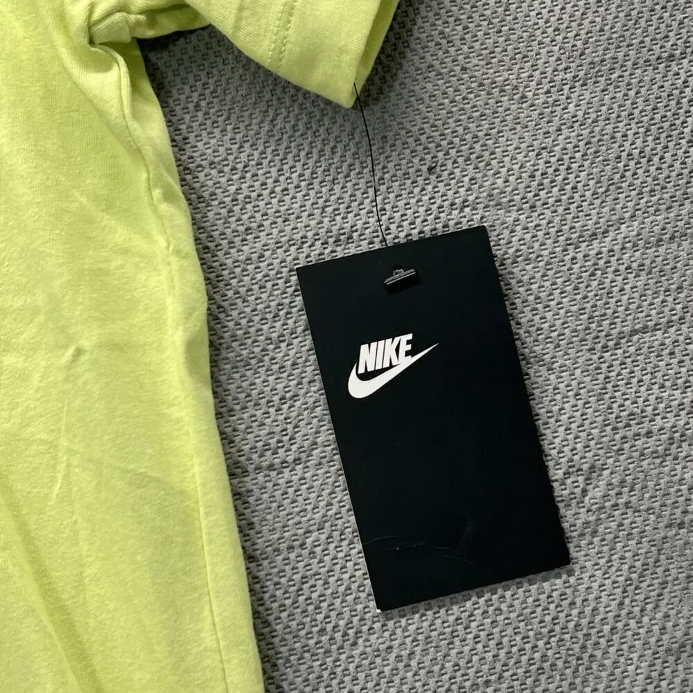 Nike Air Sportswear T-Shirt Divided Box Logo Tee Men's Large (CT7126-367) - Picture 5 of 11
